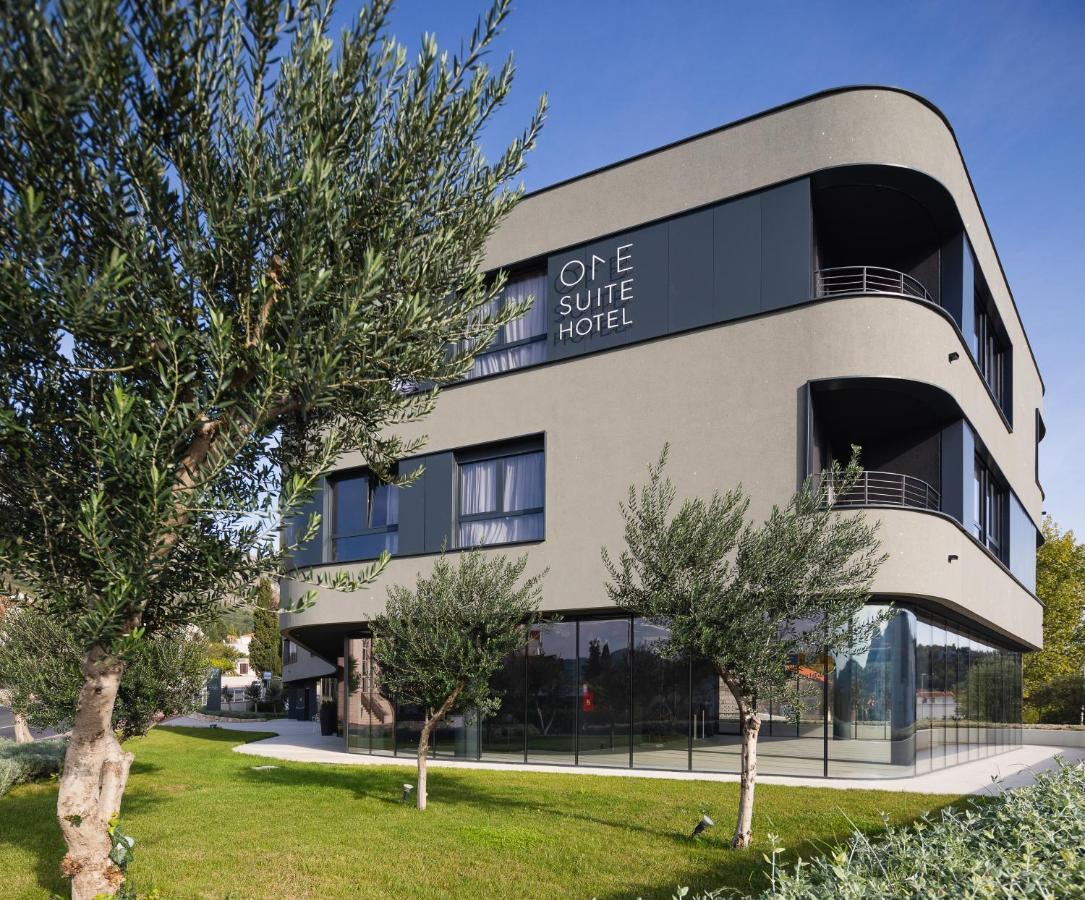 One Suite Hotel Mlini Exterior photo
